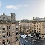Righ Residences - George Street